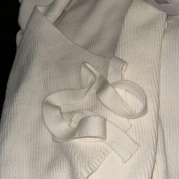 White Long Sleeve Knit Dress - Picture 7 of 7